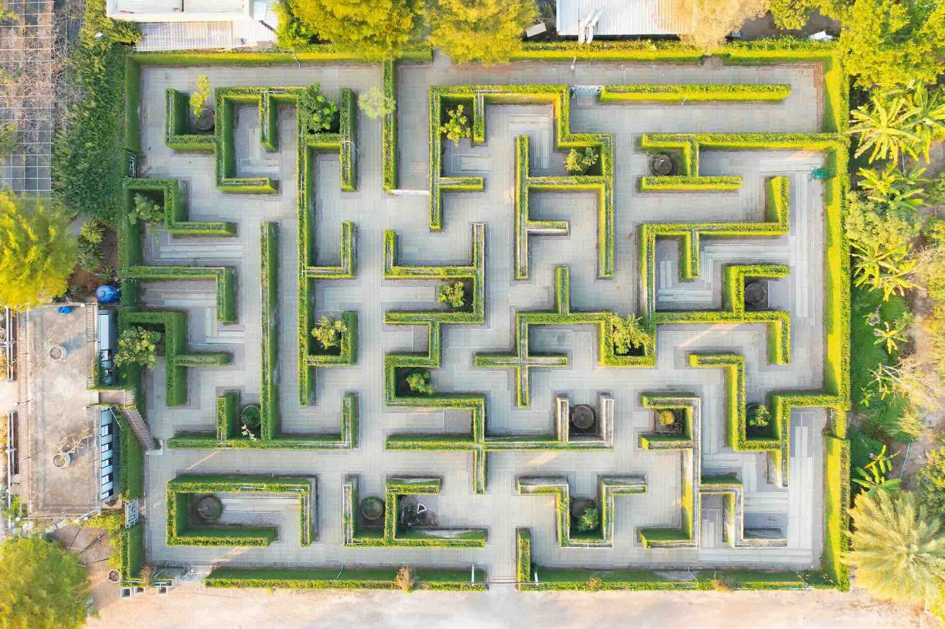 Navigating the Inventory Maze: Key Features in Inventory Management Software